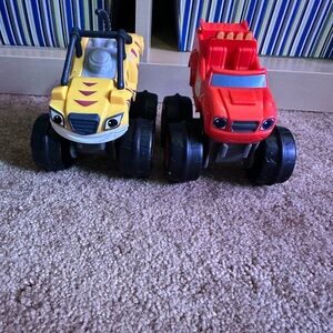 Blaze and the Monster Machines Slam and Go Truck Toy Set
